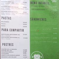 Menú en español - Hamburguesas, pastas, opciones para compartir, postres, menú infantil y sándwiches at Happy Monkey  in Villa De Leyva