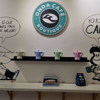 Innen at Onda Café in Tenerife