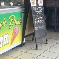 Vegan friendly note  at Açai Bowl Bar in Key West