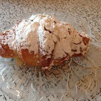 Vegan ceoissant at Sophie Sucree in Montreal