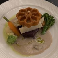 Rode biet in shiitake saus  at De Basiliek in Groningen