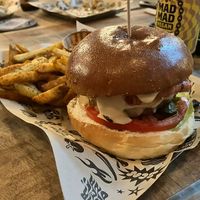 Hamburguesa Dirty Philly  at Mad Mad Vegan - Barcelona in Barcelona