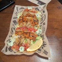 Los chingones de Toluca tacos with added charred pineapple at Mad Mad Vegan - Barcelona in Barcelona
