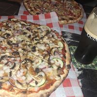 Delicious pizza with vegan cheese at Sextons Bar in Limerick