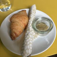croissant mit pistazienmus  at supercafé in Giessen