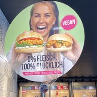advertisement for the vegan fake chicken sandwich   at Back-Factory in Mainz