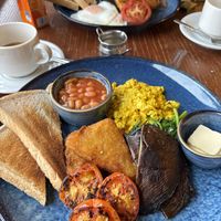 Ignore the non vegan one in the background! 🤦🏼‍♀️🤣 at Wentworth Cafe in Hexham