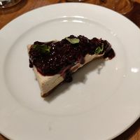Cheesecake at UMAMI Plantbased in Barcelona
