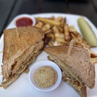 Reuben  at Great Sage in Clarksville