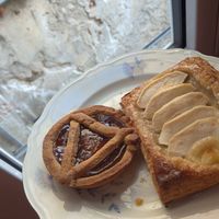 Abricot and apple treats at Tesori del Mulino in Savona