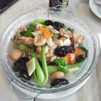 Wheat gluten with veg at Huì Yuán Sù Shí Fāng 慧缘素食坊 Lotus Vegan in Shanghai