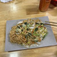 vegan fried noodles   at Phở Bò Thố Đá - Cơm Tự Chọn in Ha Long