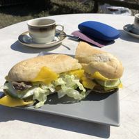 Leckere Sandwiches mit selbstgemachter  „Gyros Wurst“ at Vegane Bergpension in Schulenberg