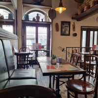 Indoors at à table!  in Budapest