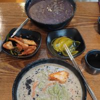 Vegan noodles at Noodlelab - 칼국수연구소 in Jeju