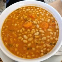 Bohneneintopf at To Sokaki - Οινομαγειρείον "Το Σοκάκι" in Poros