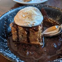 Cinnamon roll bread pudding at Tree House in St Louis