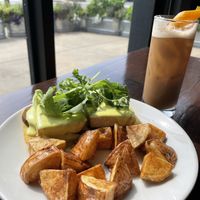Southern Benedict and a tipsy dirty chai  at Tree House in St Louis