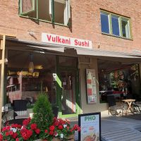 Restaurant front at Vulkani Sushi in Oslo