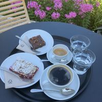 Brownie, Kirschstreussel, Espresso and Americano  at Café im Haus am Waldsee in Berlin