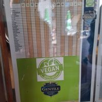 Advertising for vegan flavours at Eiscafé Dolomiti in Bad Krozingen