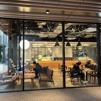  at Earth Bakery in Yokohama