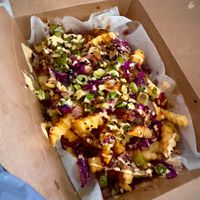 Loaded fries - cool combination of flavours, reminded me of sushi for some reason, maybe because of the sesame seeds combined with chili mayo and scallions (?) at Shroomlicious Meals in Memphis