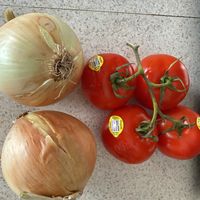 Organic produce   at Jo's Organic Store  and Deli in Fort Klamath