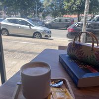 Meia de leite (soy)  at Wine Chalet Portugal in Porto