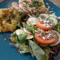 Tifusteak at Vieta in Vilnius