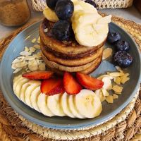 Vegan pancakes with peanut butter at La Biodega Cafe in Mancora
