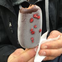 Esquimau piment-framboise  at Maison Gouin in Sete