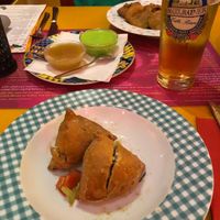 Vegan samosas at Indian Mango in Munich