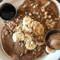 Walnut flapjacks + almond butter at Harlow in Portland
