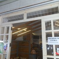 Entrance at Pizzeria La Pala in A Coruna