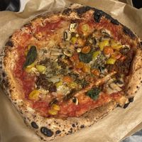 Vegan pizza la pertutti  at Grosso Napoletano in Madrid