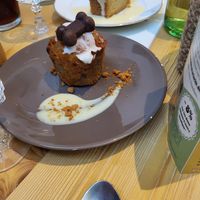 Carrot cake délicieux at Le Canithé in Toulouse