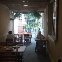 Ambiente limpo e reformado at GES YU - Vegan Food in Sao Paulo