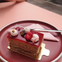 Pistazien-Himbeer-Schnitte at Hans liebt Kuchen in Stuttgart