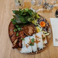 Bánh hỏi vit quay (Roasted vegetarian duck vermicelli with five spices) at Bếp Việt in Paris