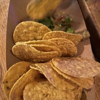 Guacamole e nachos  at Mantra in Milan