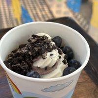 Chocolate & vanilla swirl w/ Oreos & blueberries !  at Yogurt Bear in Santa Ana