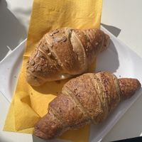 Vegane Croissants 🥐   at Regina di Coni in Olbia