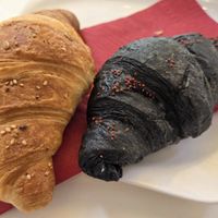 Vegan cornetti at Regina di Coni in Olbia