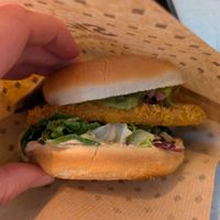 Avocado chick'n planty at Swing Kitchen in Zurich