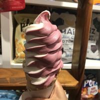 Black current and vanilla soft serves   at MooShoes in New York City