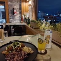  at On The Move in Seoul