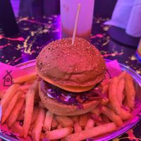 Dirty Secret w Fries 16,50€  at Smashbird in Galway