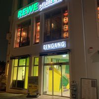 Outsidee  at REWE Voll Pflanzlich in Berlin