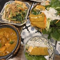 Noodles with tofu, curry with tofu, tofu pancakes  at MẸT Vietnamese Restaurant & Vegetarian Food - Hang Bac in Hanoi
